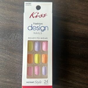 KISS Fashion Design Nails - RTW